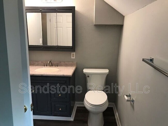 Foto del edificio - 1625 E 34th St