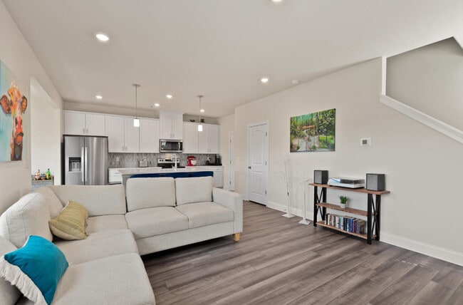 Foto del edificio - 4368 Skyridge Dr