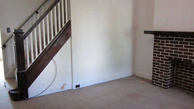 Foto del edificio - Available June 1, 2026: Lease ends May 29,2027