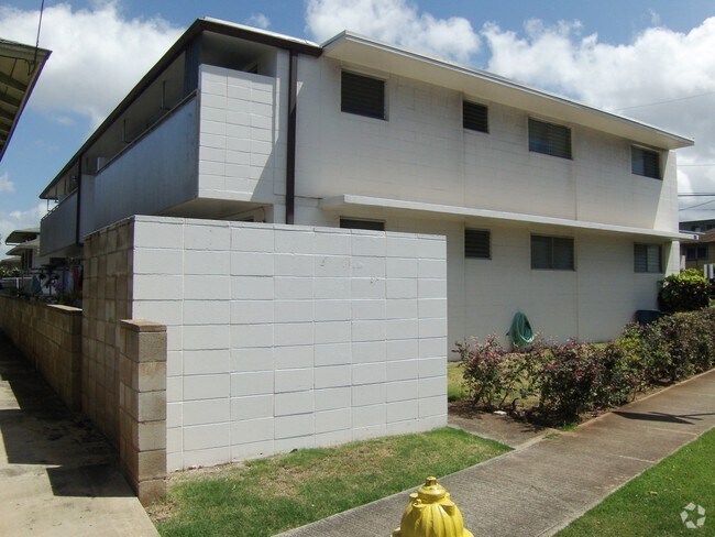 Building Photo - 724 Olokele Ave