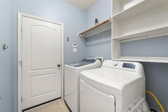 Building Photo - 3511 Cypress Village Dr