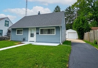 Building Photo - 1011 Blakley Dr