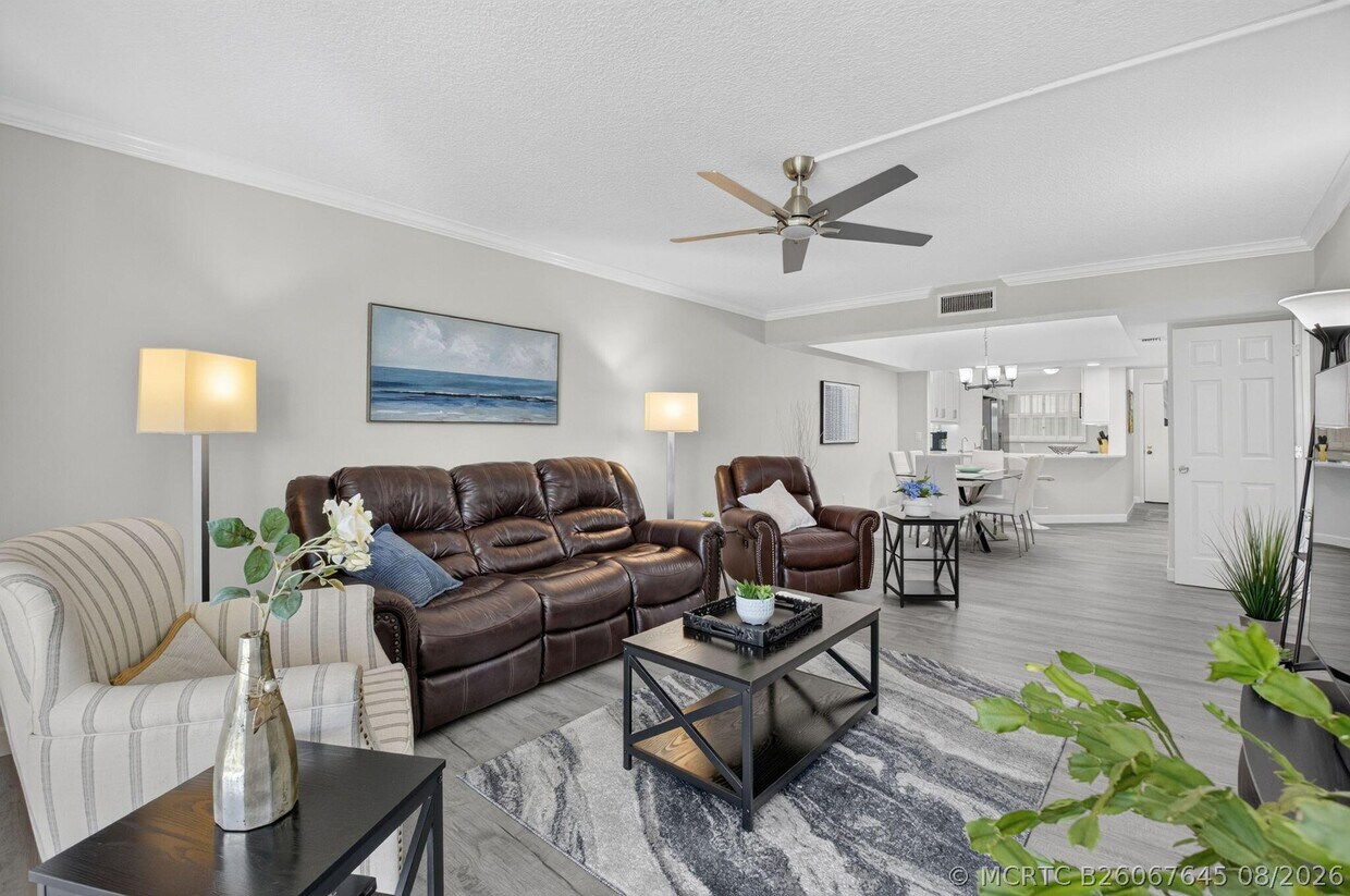 Foto del edificio - 23249 Barwood Ln N