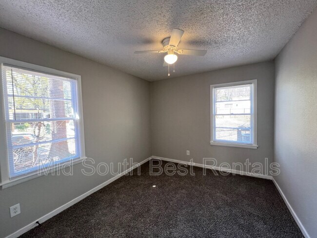 Foto del edificio - 3664 McDuff Ave