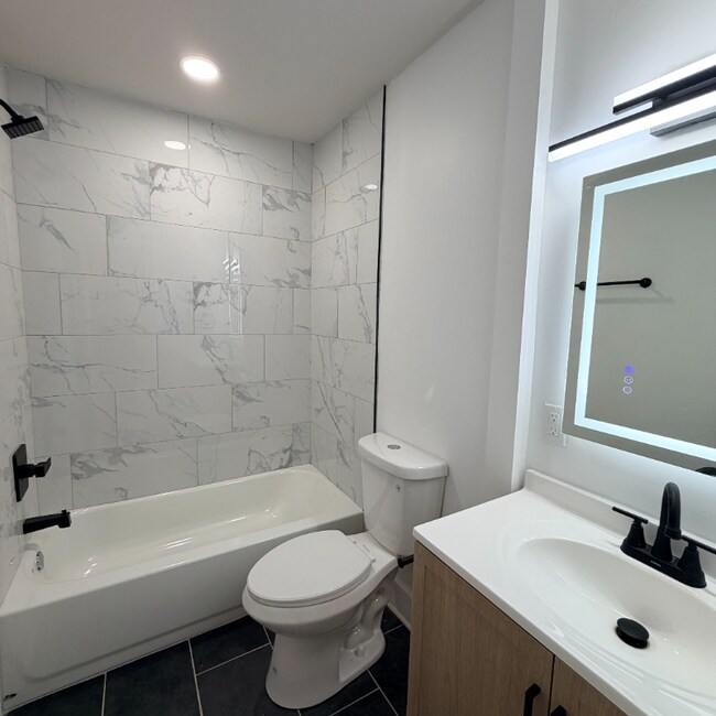 Foto del edificio - 1338 Sharon St NW