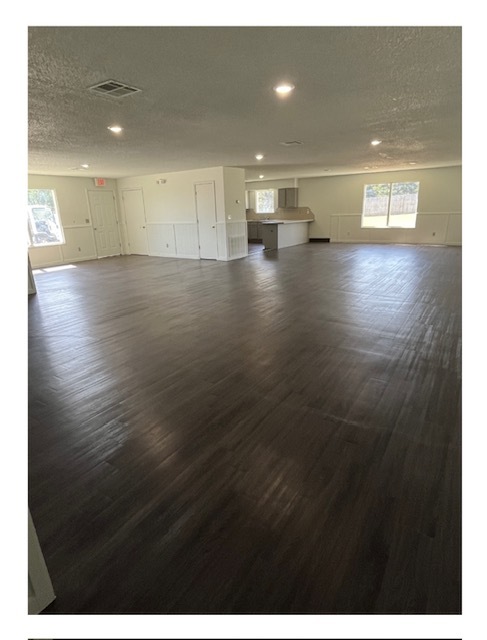 Foto principal - 105 E 32nd Ave