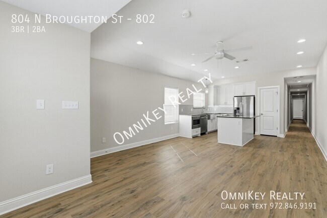 Foto del edificio - 804 N Broughton St