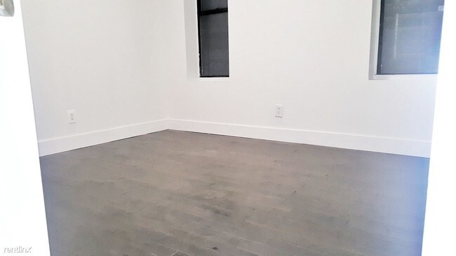 Building Photo - 602 W 140th St