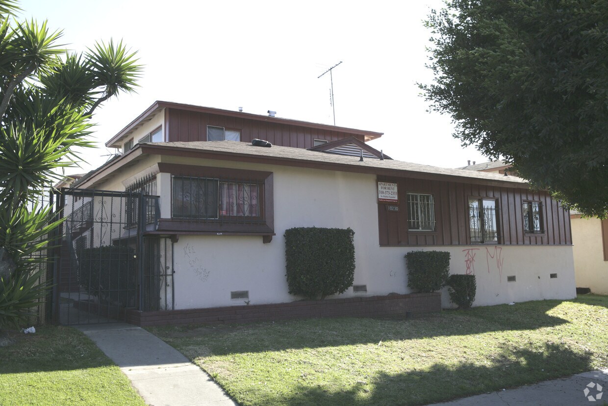Primary Photo - 10230 England Ave
