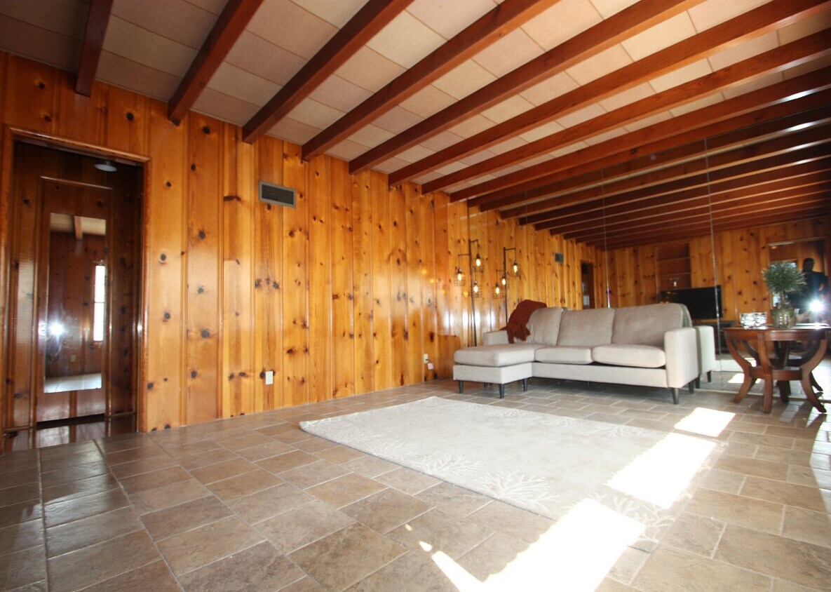 Foto principal - 3716 Glendon Ave