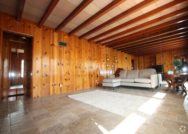 Building Photo - 3716 Glendon Ave