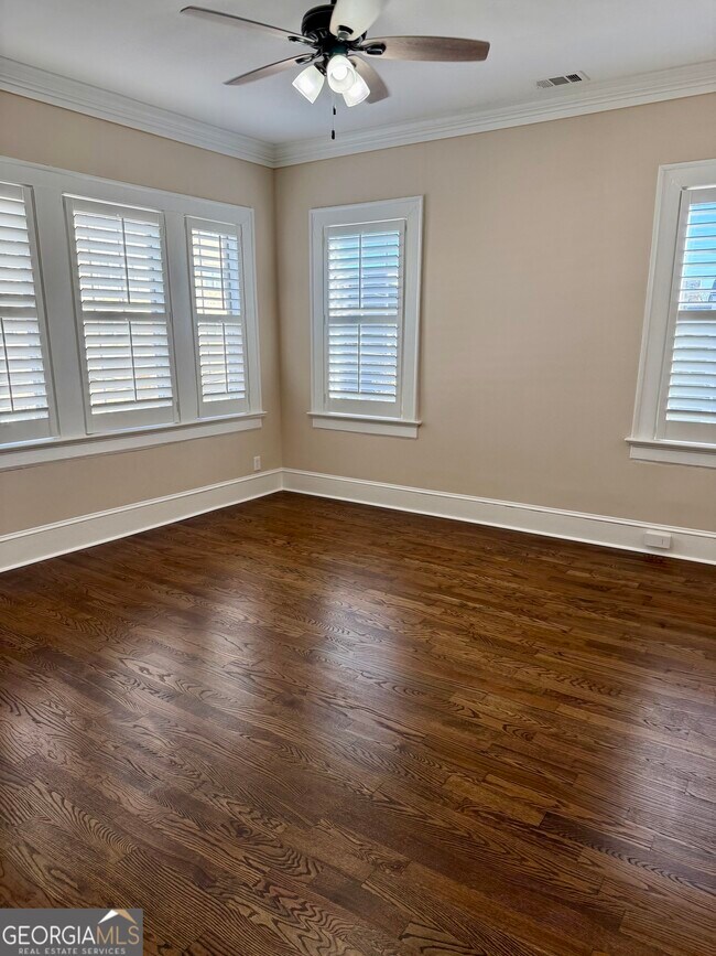 Foto del edificio - 494 Parkway Dr NE