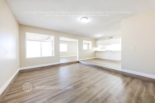Building Photo - 6110 W Tierra Buena Ln