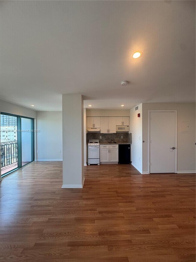 Foto del edificio - 5789 SW 72nd St