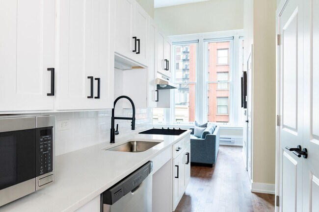 Foto del edificio - 19 S Wabash Ave