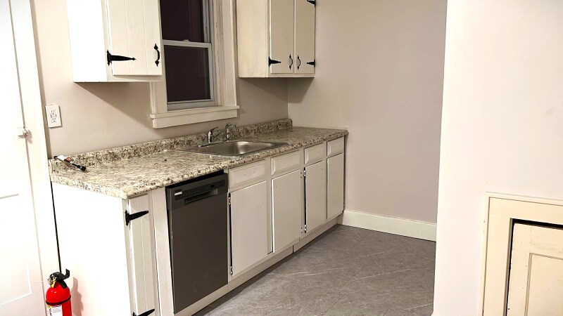 Foto principal - 703 Transverse Ave