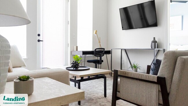 Foto del edificio - 650 N Main St