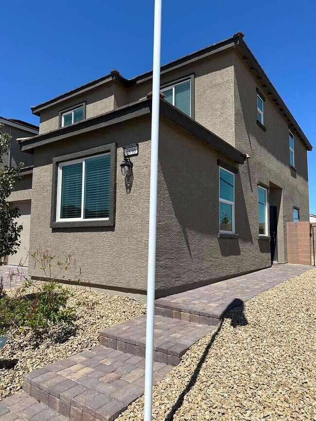 Building Photo - Brand New Build in the Heart of Las Vegas