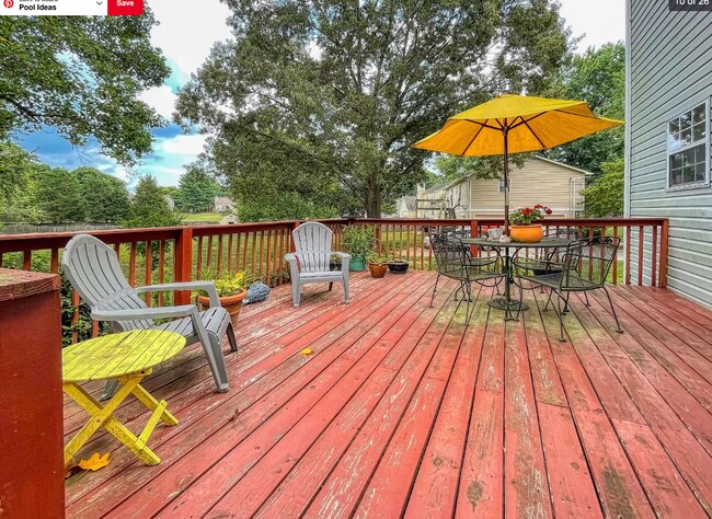 back deck - 2115 Bishops Bridge Rd