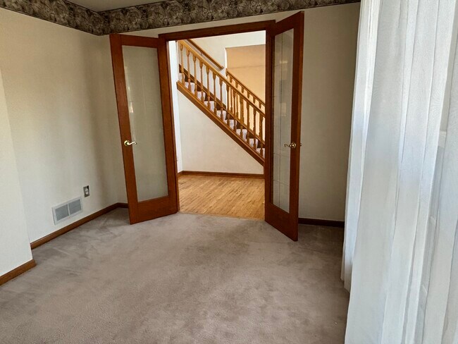 Foto del edificio - 6136 Brigids Close Dr