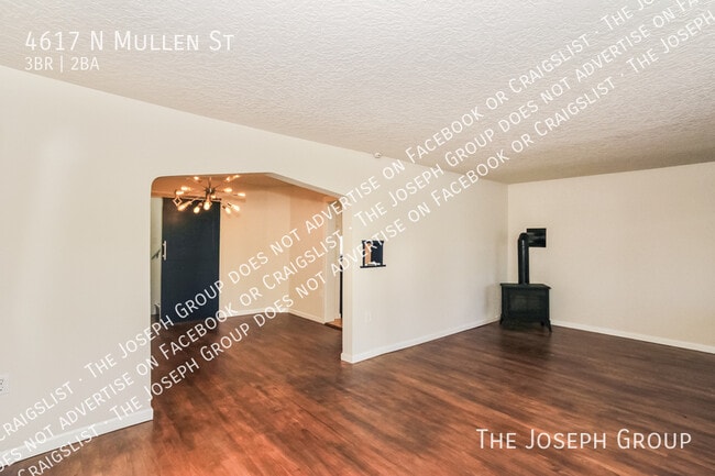 Building Photo - 4617 N Mullen St