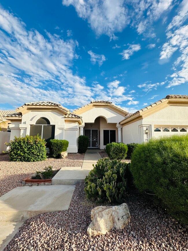 Building Photo - 4415 E Chuckwalla Canyon