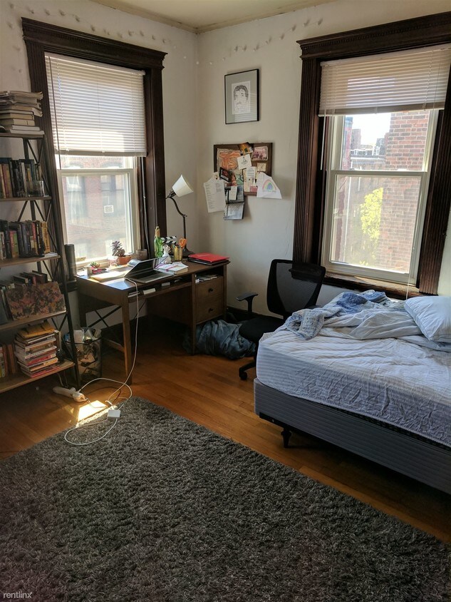 3 br, 1 bath - 1 Palace Rd # 202 - 3 br, 1 bath  - 1 Palace Rd # 202