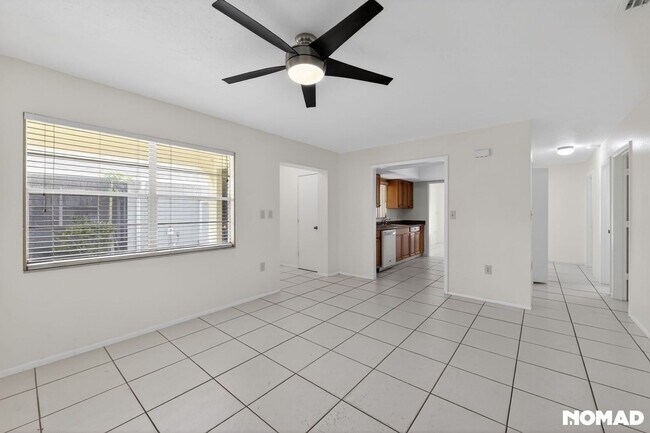 Foto del edificio - 253 Glenwood Ave