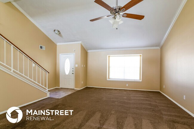 Foto del edificio - 7230 Blanco Pines Dr