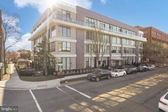 Building Photo - 801 N Fairfax St