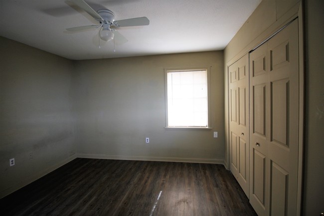 Bedroom 1 - 714 N 29th Ave