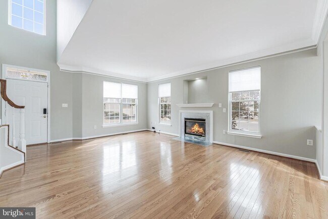 Foto del edificio - 21765 Tottenham Hale Ct