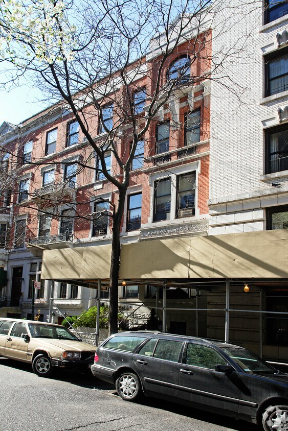 Building Photo - 42 W 83rd St