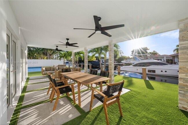 Foto del edificio - 13000 Ortega Ln