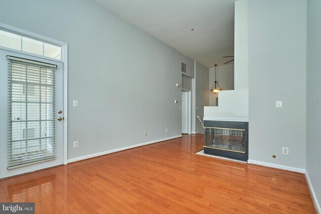 Building Photo - 11407 Gate Hill Pl