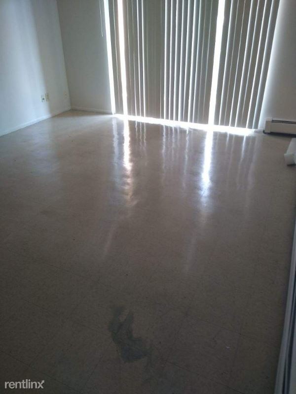 Foto principal - 2505 Harrison Ave