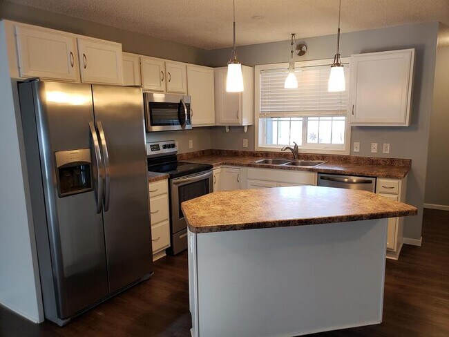 Foto del edificio - 10515 64th Ln NE