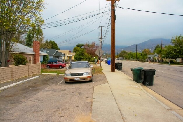  - 7534-7540 Victoria Ave