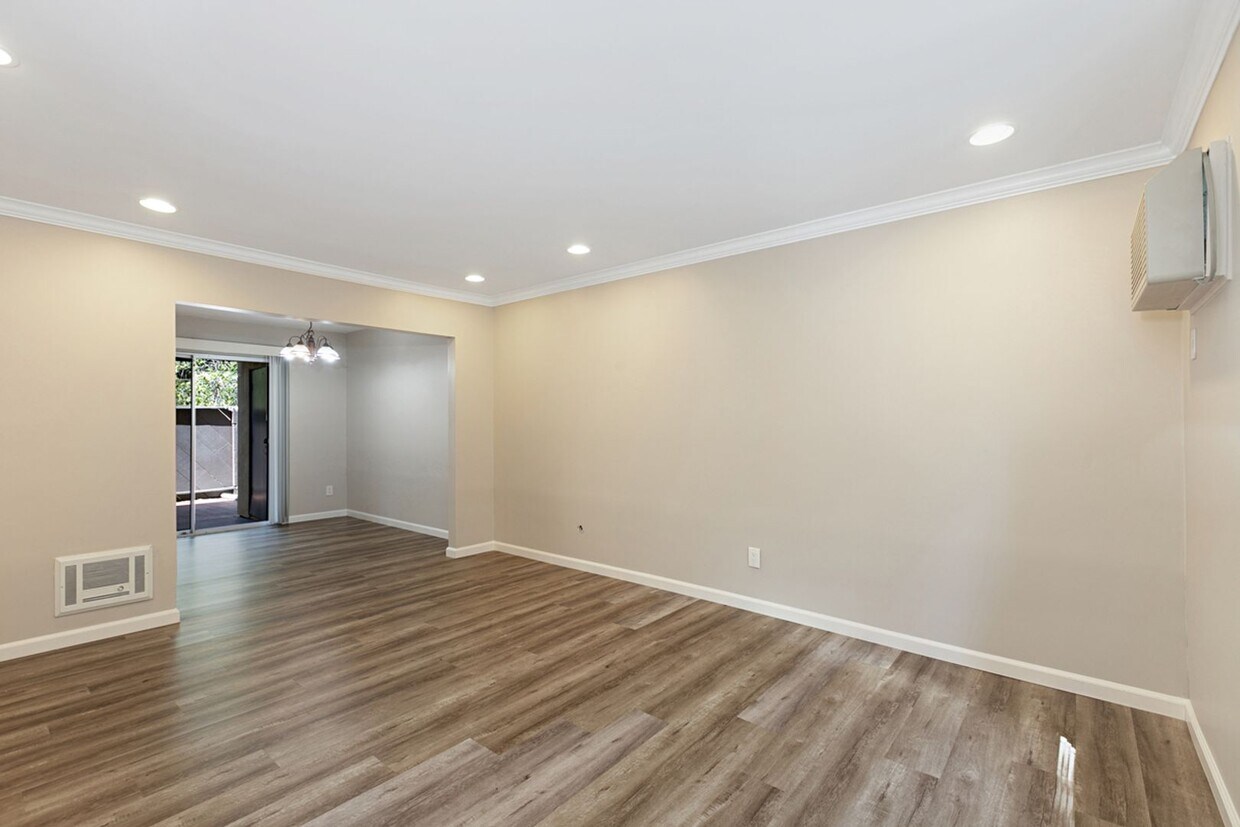 7964 Mission Center Ct Unit #D San Diego CA 92108 Room for Rent in