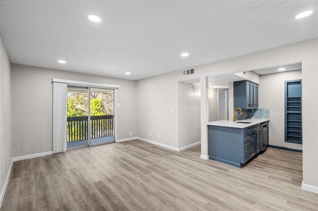 Foto del edificio - 4851 Cedar Springs Rd