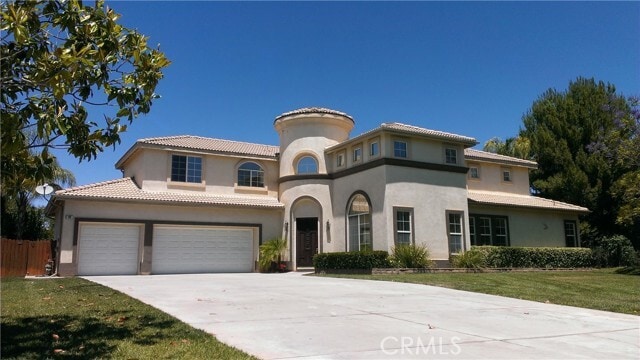 Building Photo - 43 Valencia Ln