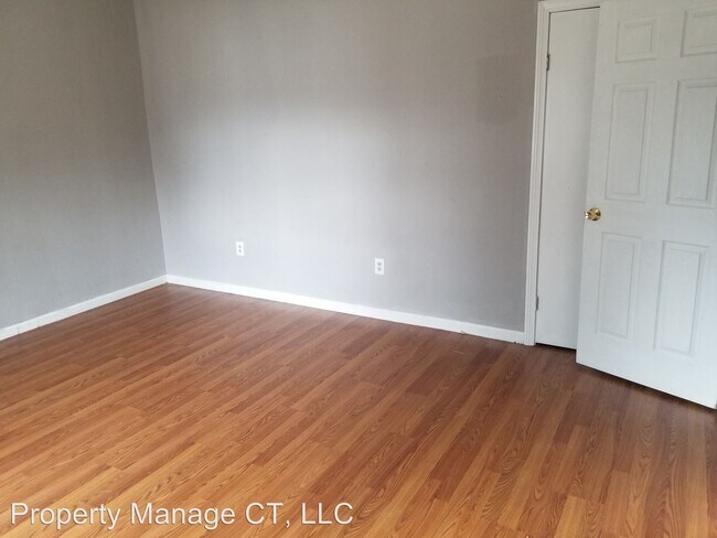 Building Photo - 452 East St