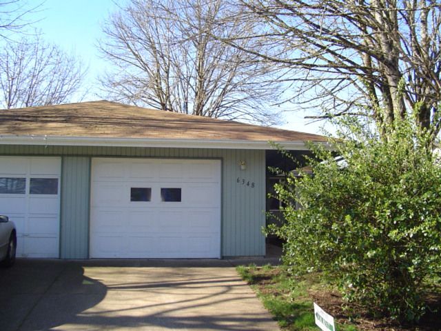 Foto del edificio - Thurston area 2 bedroom, one-level duplex