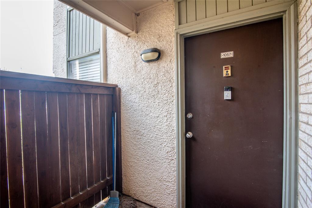 Foto principal - 12816 Midway Rd