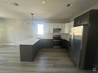 Building Photo - 254 22nd St