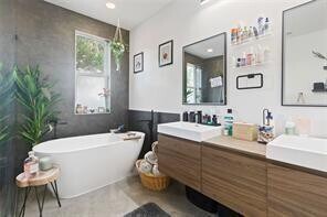 Building Photo - 915 W Las Olas Blvd