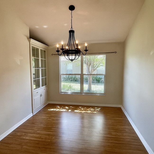 Foto del edificio - 4707 Wessex Way