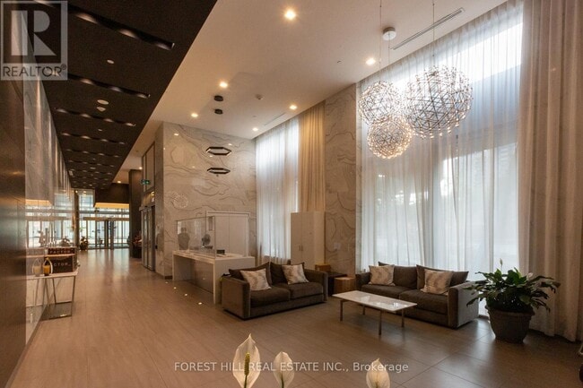 Photo du bâtiment - 5180-5180 Yonge St