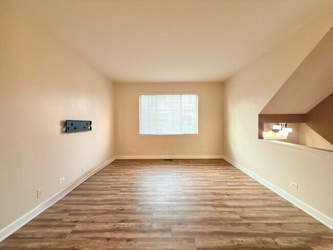 Building Photo - 2263 Daybreak Dr