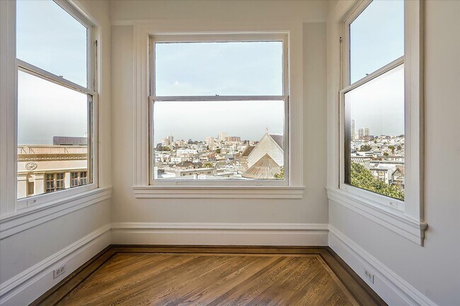 Foto del edificio - 1770 Pacific Ave